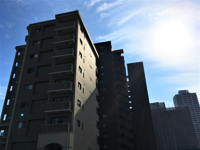自動的に汚れを落とせる「光触媒塗料」の秘密　
