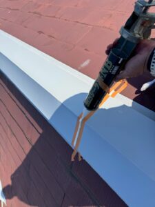 棟板金の継ぎ目補修