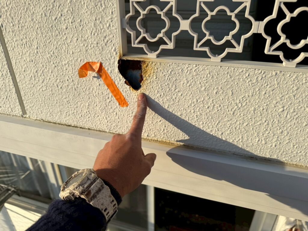 【広島市アパート2棟塗装工事③】外壁補修で下地を整える。塗装の仕上がりを支える大切な工程